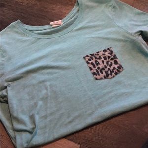 PINK teal & leopard tee